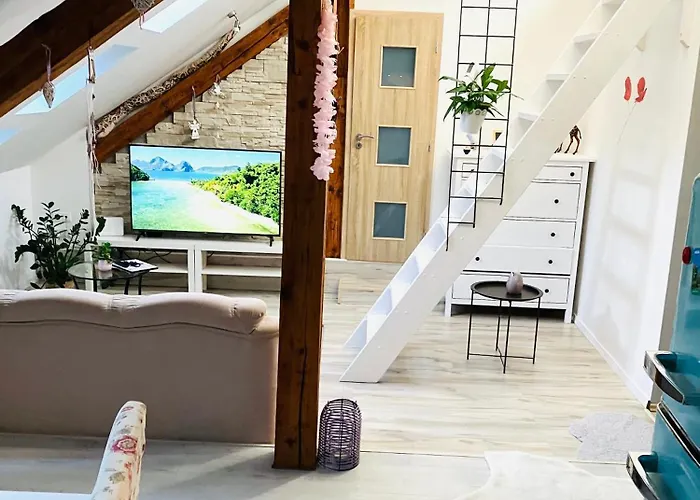 Priestranny V Uplnom Centre Братислава